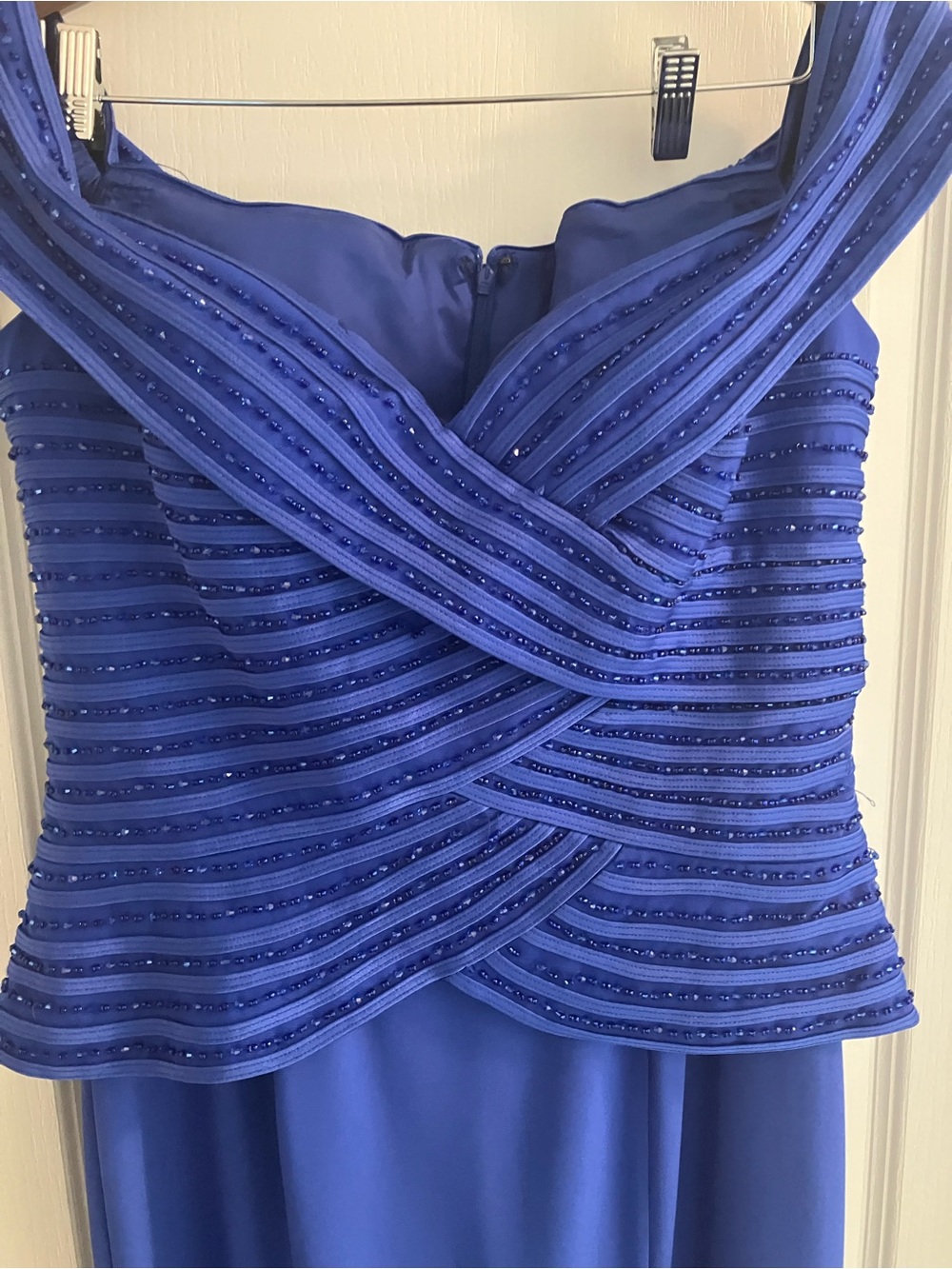Elegant Off-Shoulder Royal Blue Evening Gown - Picture 3 of 3
